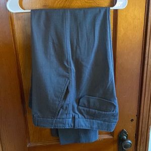 Calvin Klein Slim Fit 32 x 30 Dress Pants